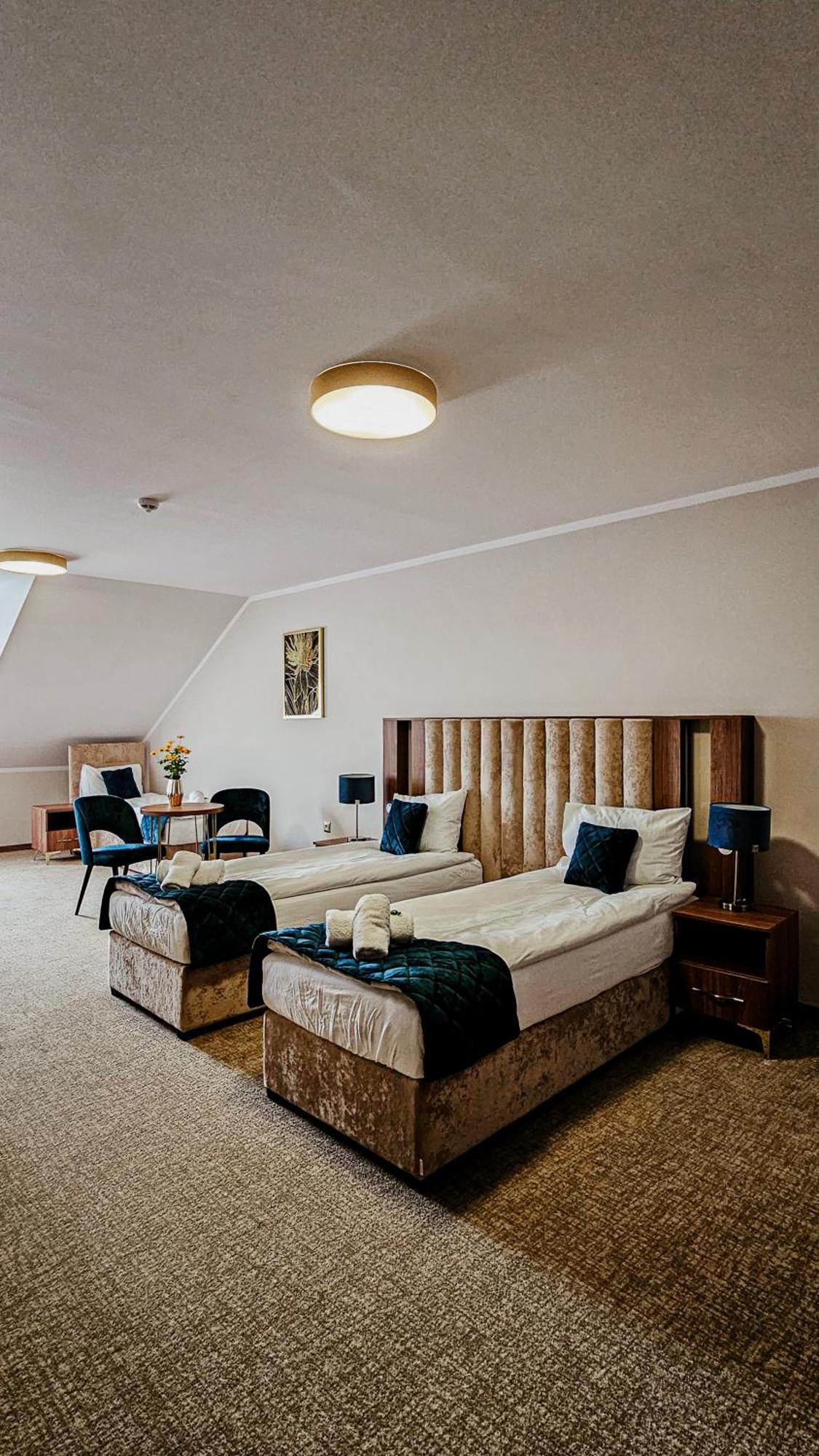 Pensjonat Miedziana Perla Lubin Esterno foto